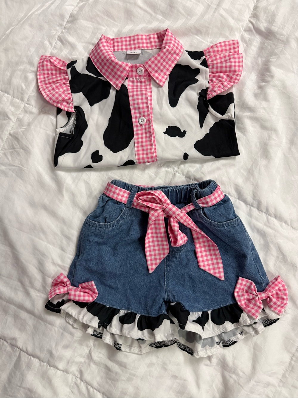 Girls Pink Gingham-Trim Cow Print Top & Denim Shorts Set